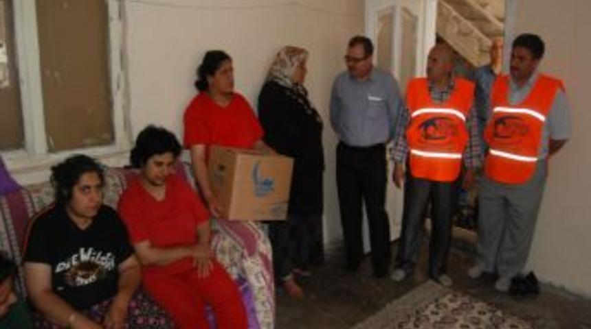 6 Zihinsel Engelli &Ccedil;ocuğuna Bakan Kanser Hastası Anneye Yardım Eli Uzandı