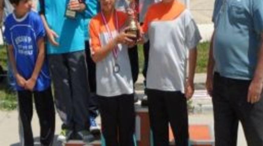 G&ouml;me&ccedil;li &Ouml;ğrenciler Oryantiring Şampiyonu Oldu