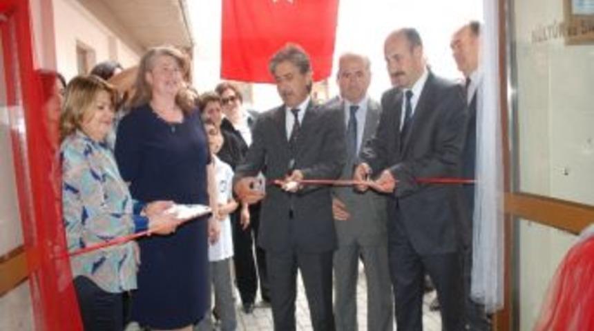 Biga Halk Eğitim Merkezi&rsquo;nin Resim Sergisi A&ccedil;ıldı