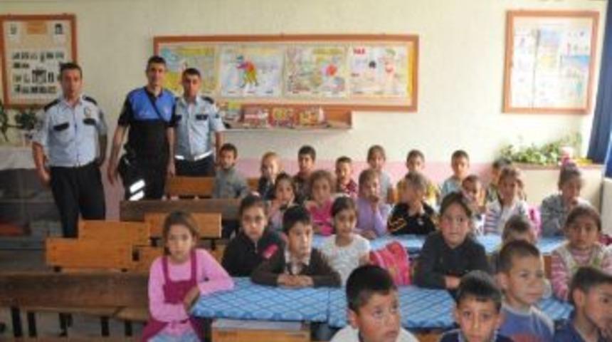 Sandıklı'da Ana Sınıfı &Ouml;grencilerine Trafik Haftası Eğitimi
