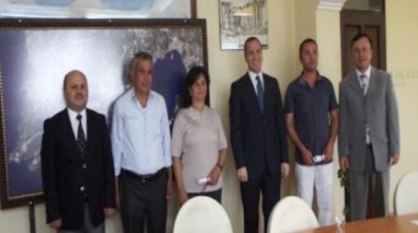 Didim&rsquo;de 2/b Arazi Sahiplerinin Tapu Sevinci