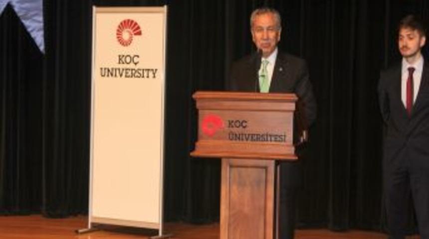 B&uuml;lent Arın&ccedil;: T&uuml;rkiye&rsquo;yi Anayasasız Bırakmayacağız