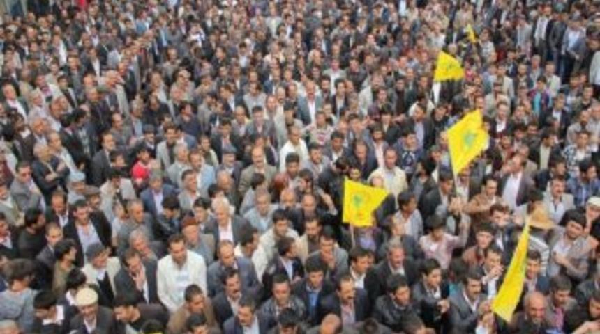 Tuğluk Başkale&rsquo;de Halka Seslendi