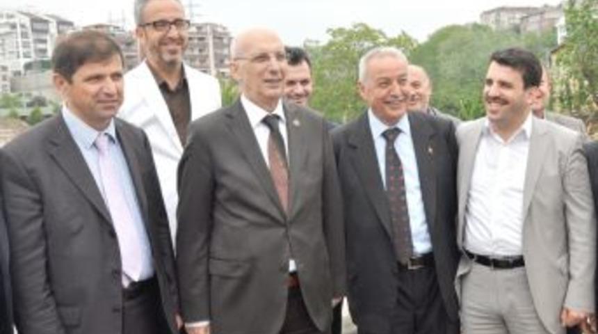 G&uuml;len y&uuml;zler Ak Parti'de