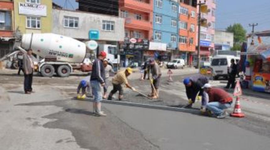 Yol &ccedil;alışmaları devam ediyor