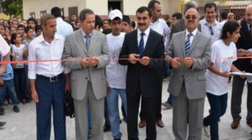 Kanuni Sultan S&uuml;leyman İlk-ortaokulu T&uuml;bitak Bilim Fuarı D&uuml;zenledi