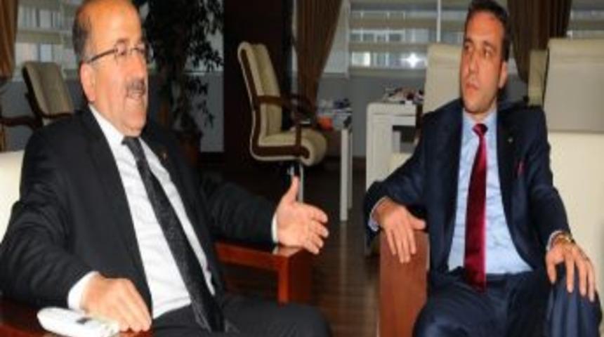 Trabzonspor Başkan Adayı Emre Aksoy&rsquo;dan Başkan G&uuml;mr&uuml;k&ccedil;&uuml;oğlu&rsquo;na Ziyaret