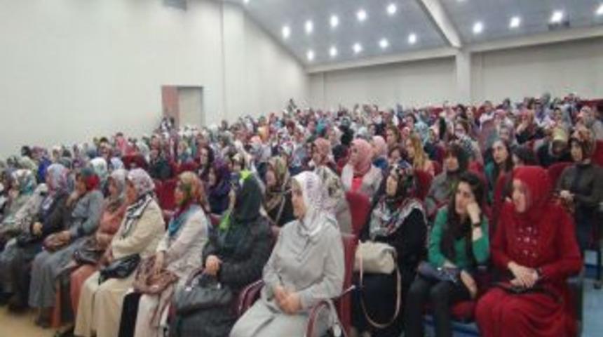 Kadın Ve Farkındalık Semineri Verildi