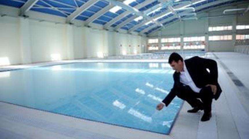 Demirtaş Y&uuml;zme Havuzu Kapılarını A&ccedil;maya Hazırlanıyor