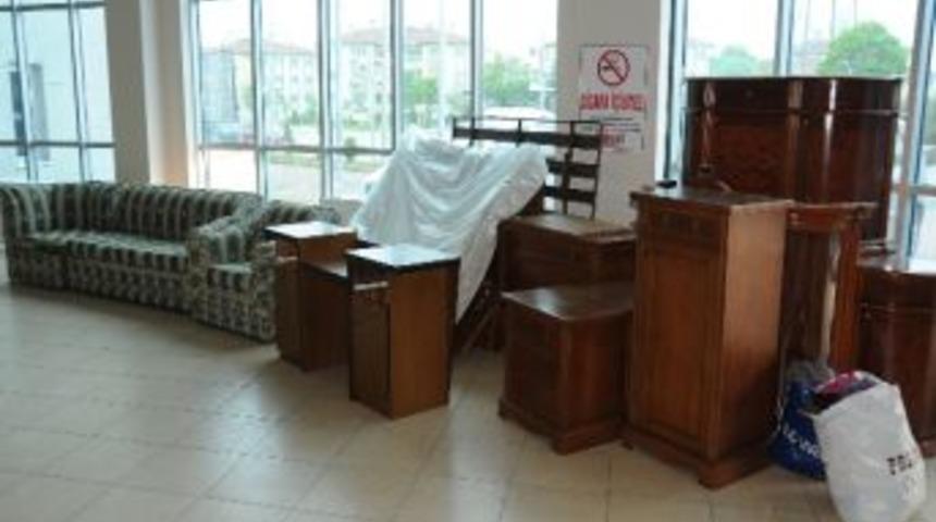 Y&uuml;zlerce Aileye Yardım Eli