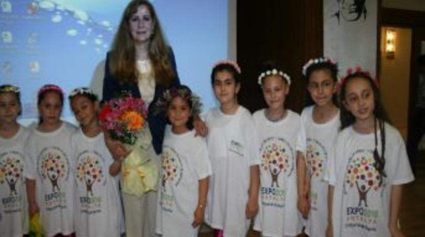 Miniklerden Anlamlı Destek