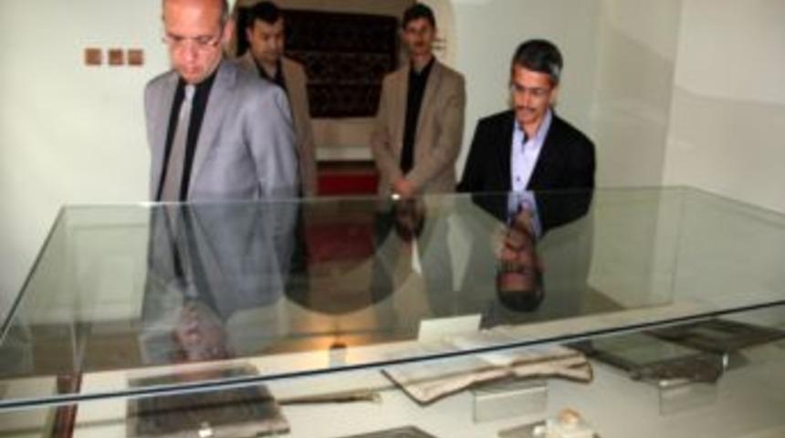 Bitlis Valisi Yurdakul, Etnoğrafya M&uuml;zesi'ni Ziyaret Etti