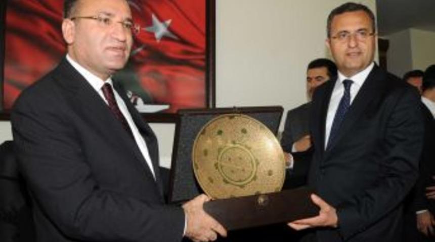 Başbakan Yardımcısı Bozdağ: CHP Kararsız Kasım