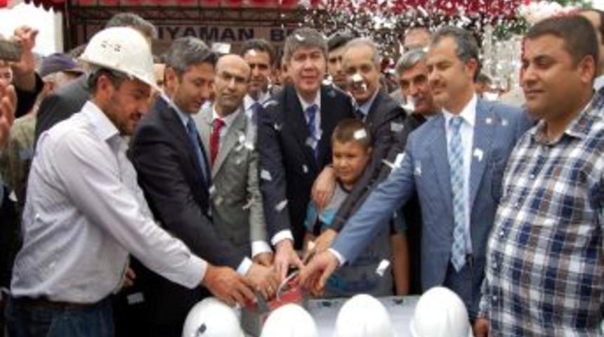 Ter&ouml;r&uuml;n Bitmesiyle Yatırımlar Artacak