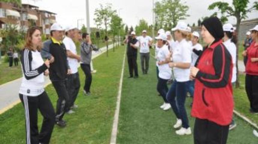 Kartepe'de Sağlık İ&ccedil;in Hareket Et Y&uuml;r&uuml;y&uuml;ş&uuml;