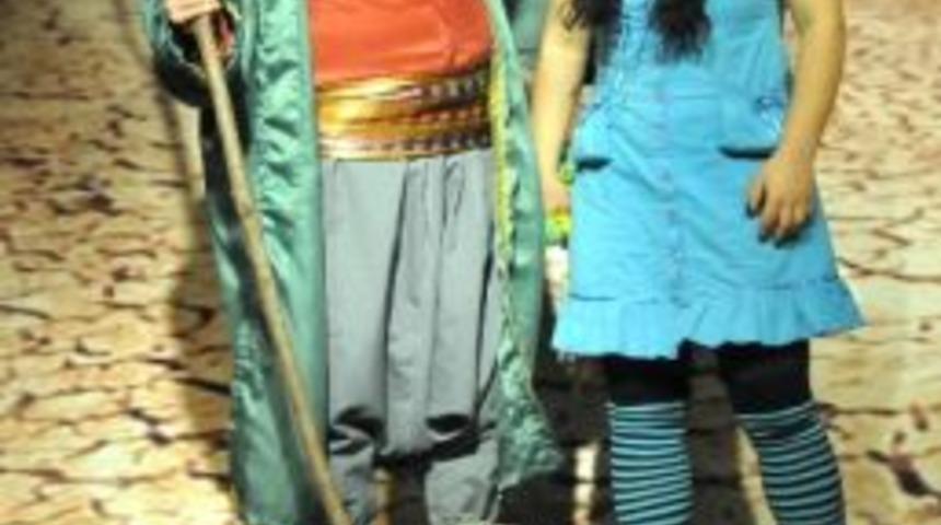 Akdeniz'de 'tiyatro G&uuml;nleri' Başlıyor