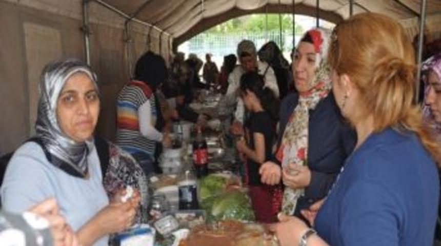Rahmi Akıncı İlkokulu Yarına Kermes