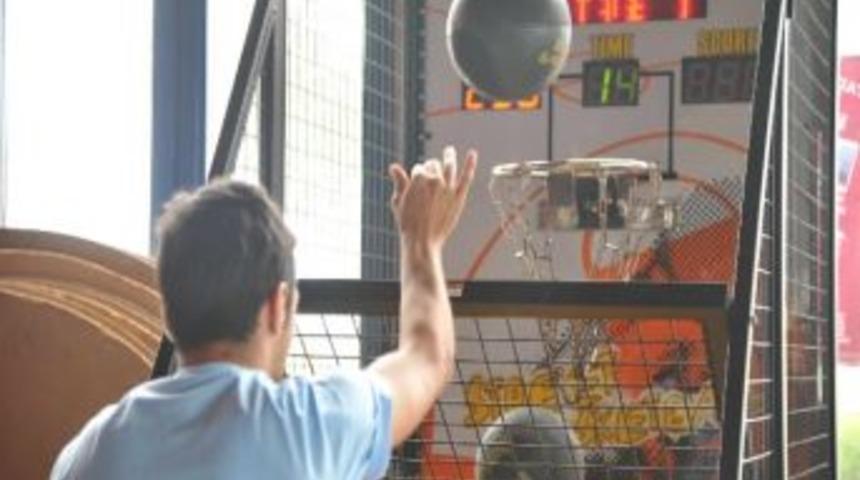 Sa&uuml; Bahar Şenlikleri&rsquo;nde Mehmet Erdem R&uuml;zgarı