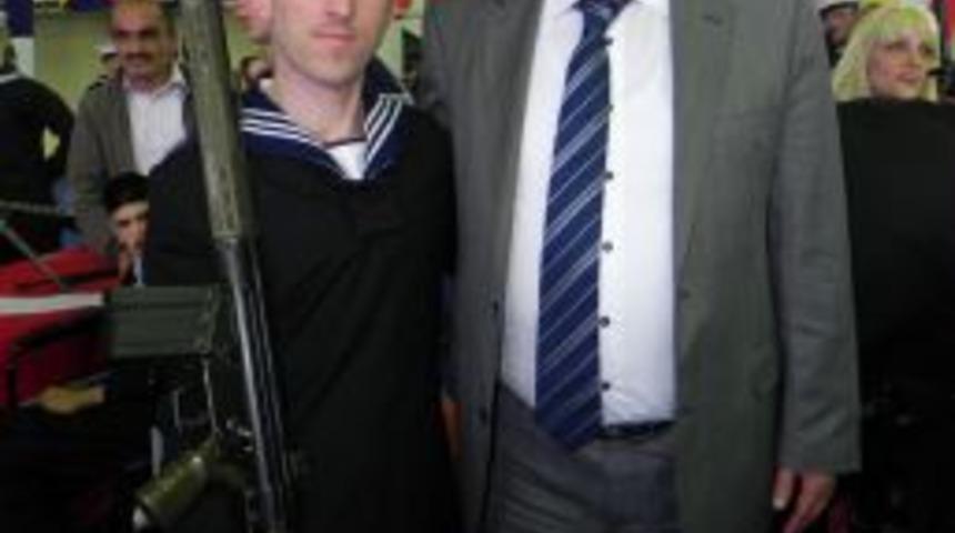 Engelliler, Bir G&uuml;nl&uuml;k Askerlik Yapmanın Heyecanını Yaşadı