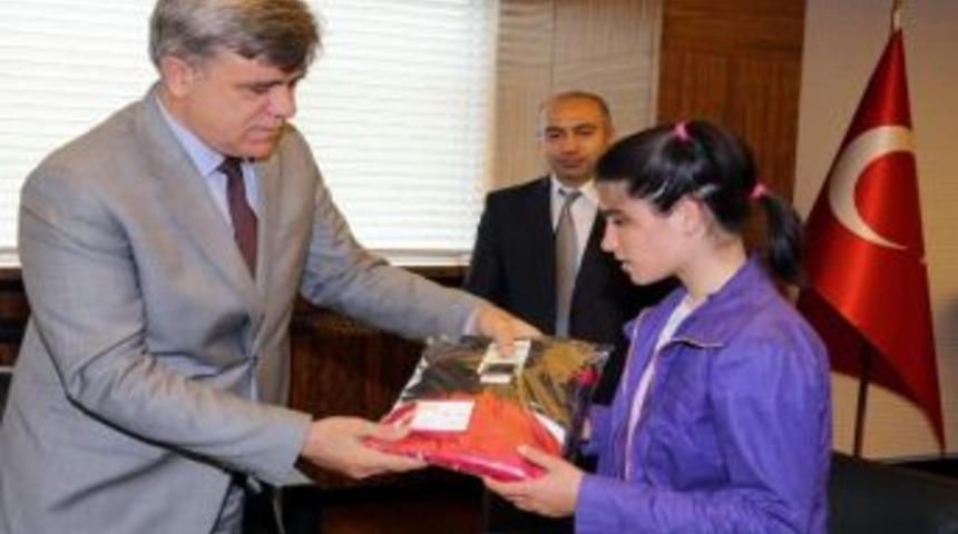 B&uuml;y&uuml;kşehir'e Engelliler Haftası Ziyareti