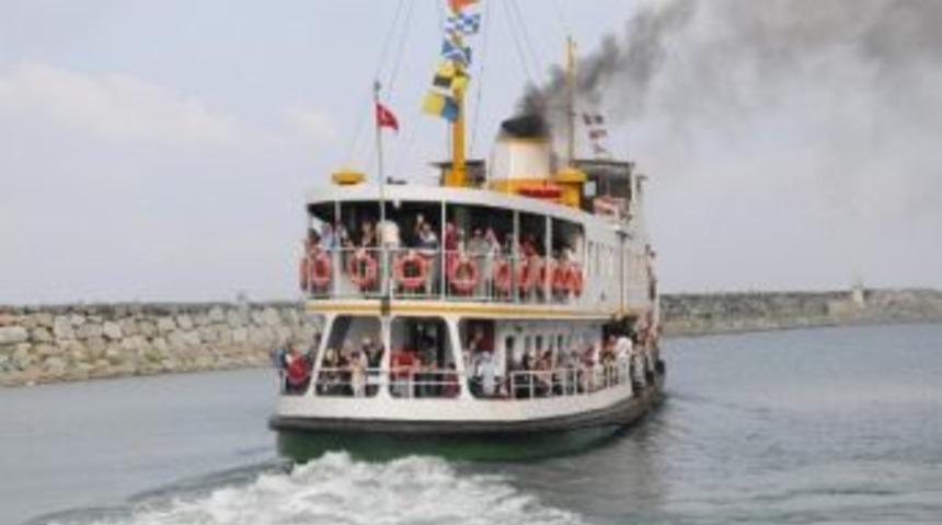 Rize Belediyesi Anneleri Unutmadı