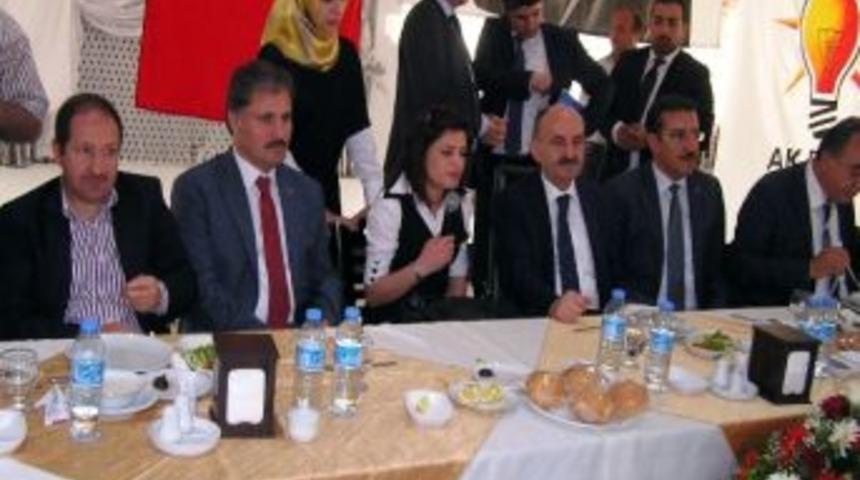 Bakan M&uuml;ezzinoğlu&rsquo;nu Duygulandıran Teşekk&uuml;r