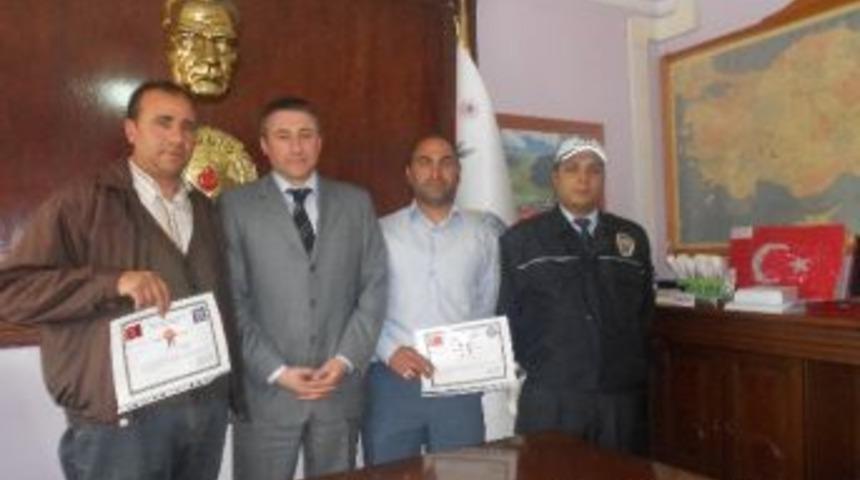Sağduyulu S&uuml;r&uuml;c&uuml;ler Sertifikalarını Aldı