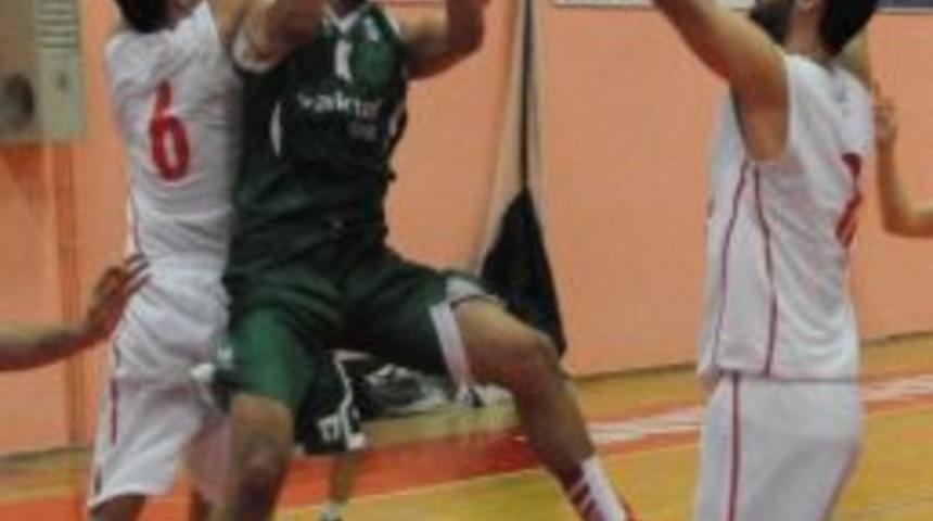 Manisa Belediyespor Potada Final Kapısından D&ouml;nd&uuml;