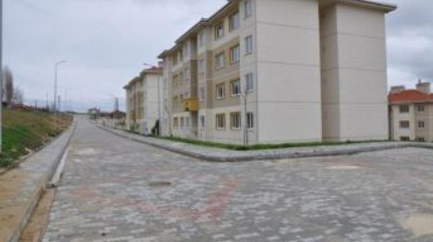 Toki Alt Gelir Grubu 128 Konutun Teslimatı Yapılacak