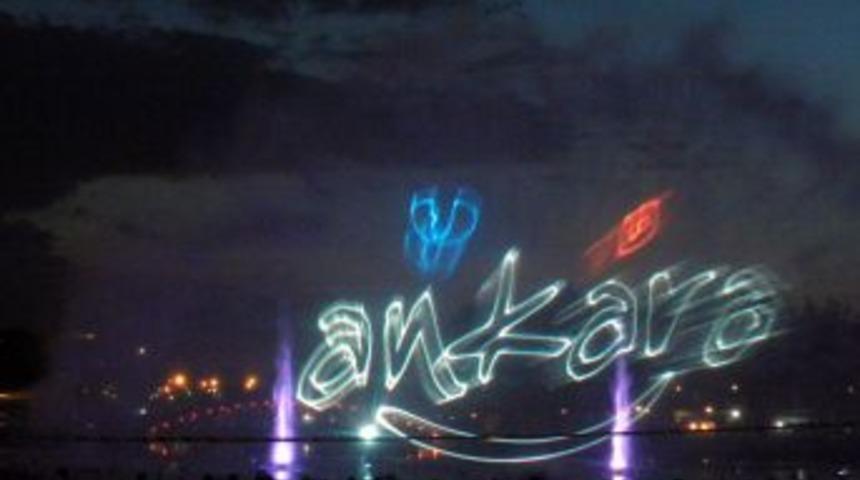 G&uuml;l, &Ccedil;i&ccedil;ek Ve Erdoğan Suya Yansıyor