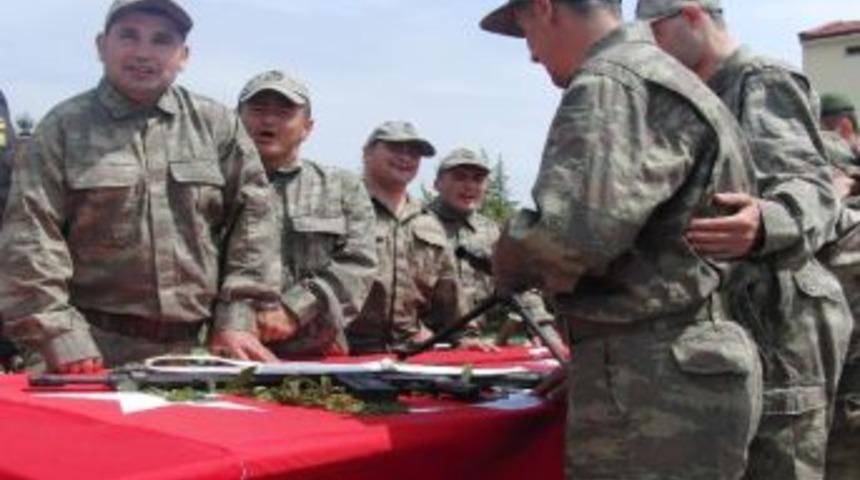 Bartınlı Engellilerin 1 G&uuml;nl&uuml;k Askerlik Heyecanı