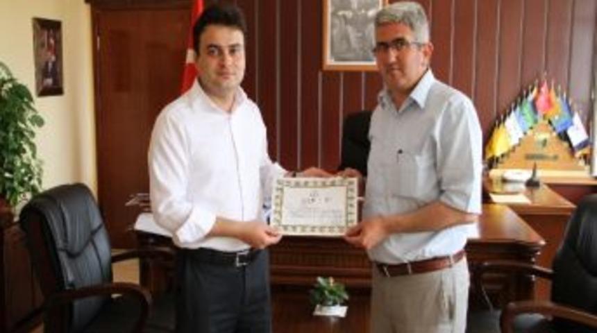 K&ouml;pr&uuml;başı İl&ccedil;e Milli Eğitim M&uuml;d&uuml;r&uuml; G&ouml;revinden Alındı