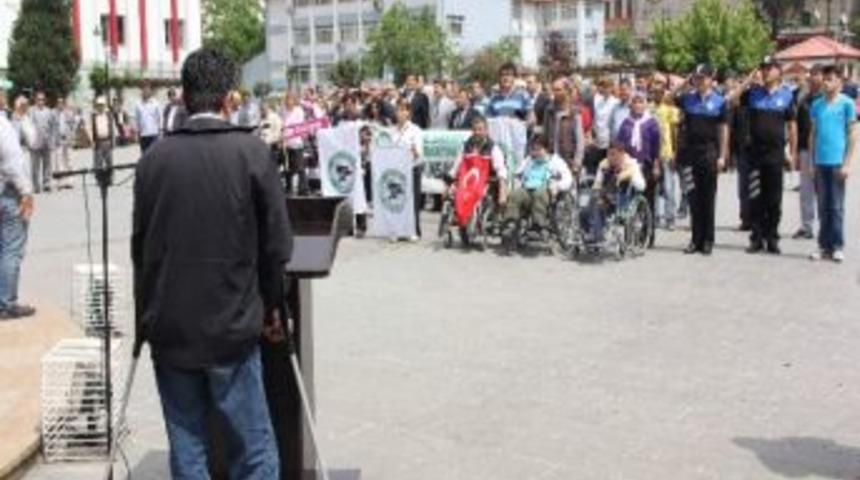 Bartın&rsquo;da Engelliler Y&uuml;r&uuml;y&uuml;ş&uuml; Yapıldı