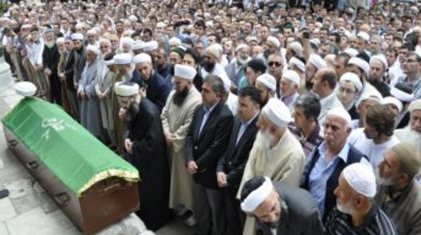 Hidayet Aslan Vefat Etti