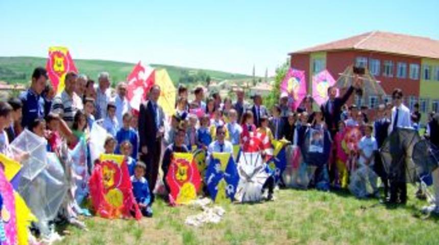 Ahmetfakılı İlk Ve Orta Okulu'nda G&ouml;zleme Şenliği