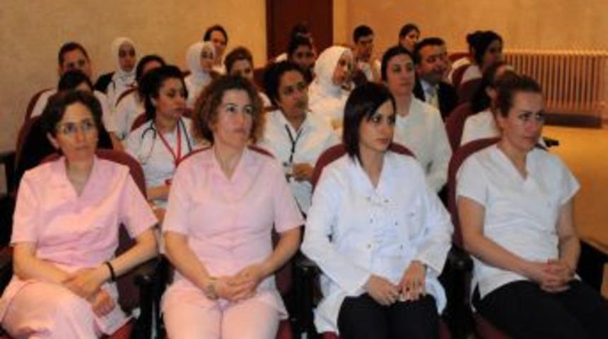 OM&Uuml;'den Hemşirelere Y&ouml;nelik Konferans