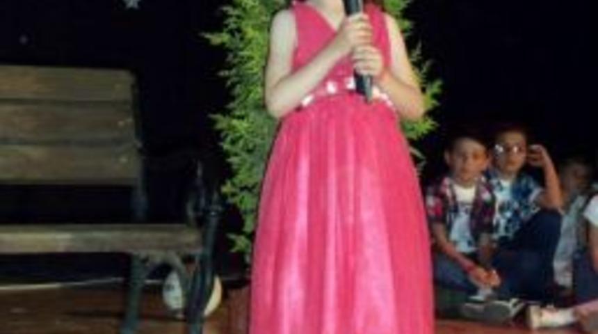 K&uuml;&ccedil;&uuml;k Y&uuml;reklerden Usta Şiirler