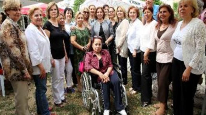 Engelli Annelerine Erken Kutlama