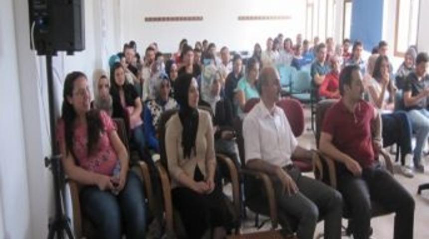 Tosiad Başkanından Tosya Myo&rsquo;da Seminer