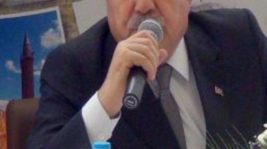 Bakan G&uuml;ler'den Şehit Ailelerine: Bizim Kırmızı &Ccedil;izgimiz Sizin Hassasiyetinizdir