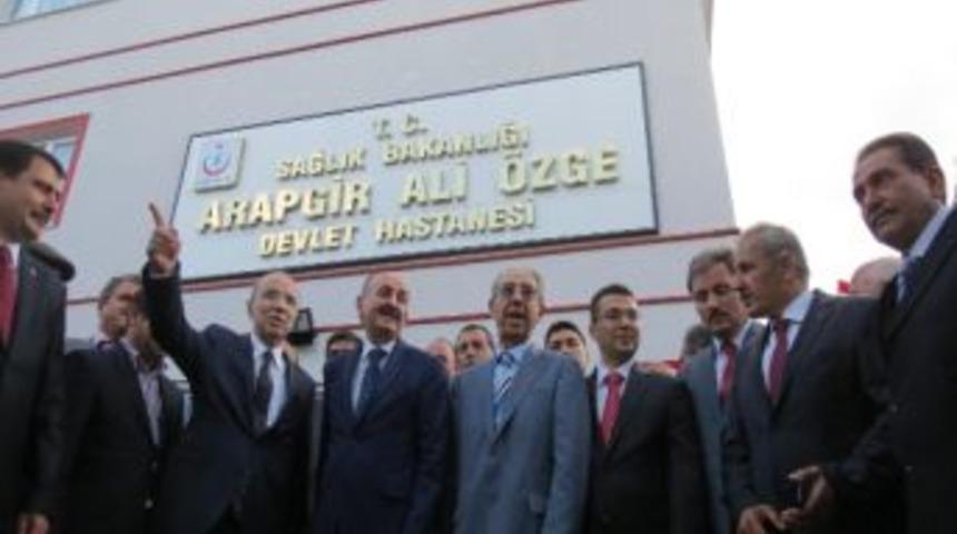 Sağlık Bakanı M&uuml;ezzinoğlu, Hekim A&ccedil;ığı İ&ccedil;in 4-5 Yıl S&uuml;re İstedi