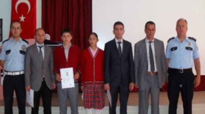 Torul&rsquo;da Okul Ge&ccedil;it G&ouml;revlileri Belgelerini Aldı