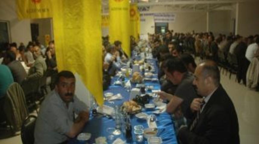 Eğitim-sen&rsquo;den Dayanışma Yemeği