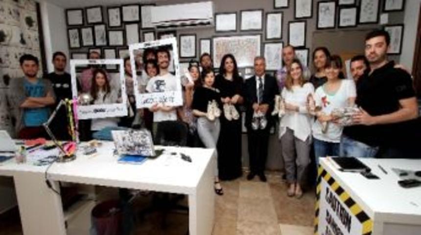 Elele Butik&rsquo;e Anlamlı Destek