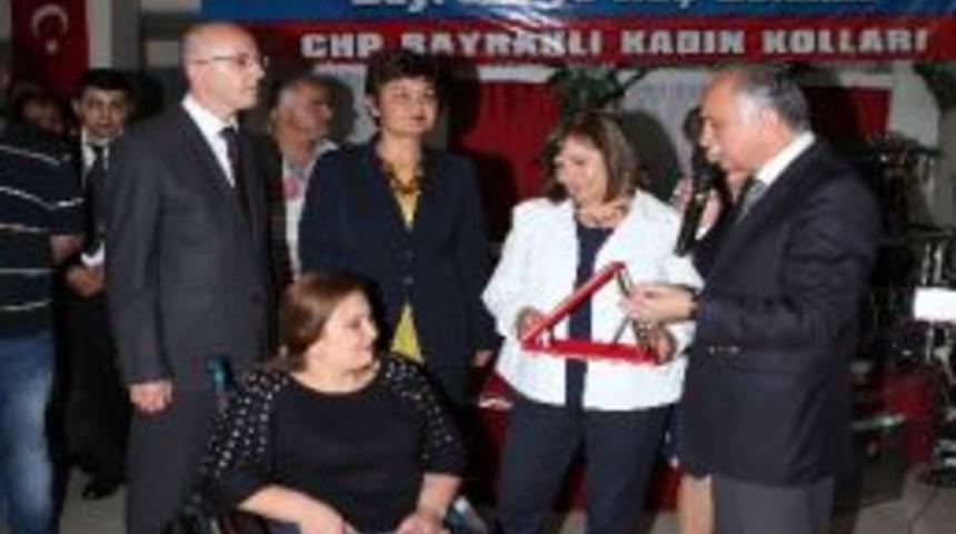 Bayraklı Selvi Kılı&ccedil;daroğlunu Ağırladı