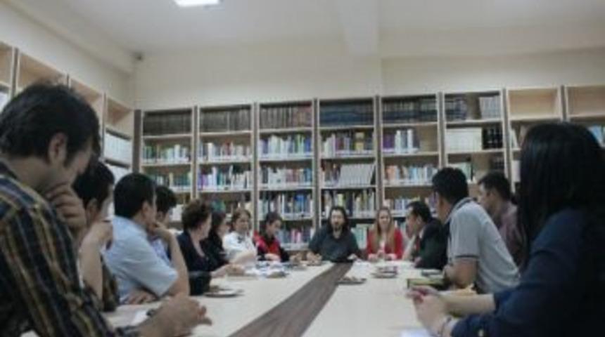 Ne&uuml;&rsquo;de Edebiyat Okumaları Etkinliği