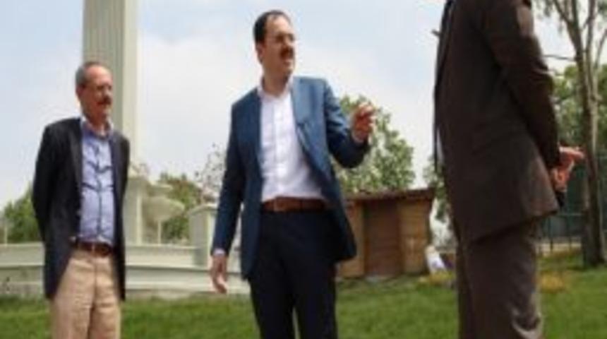 Başkan Ayaz, Başiskele'nin En B&uuml;y&uuml;k Parkını İnceledi