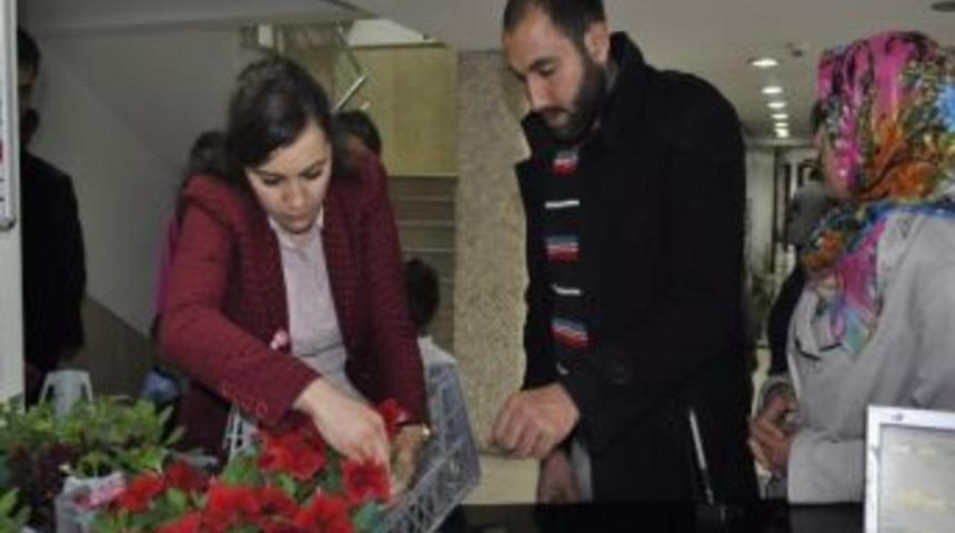 &Ouml;zel Avrupa Hastanesi Anneleri Unutmadı