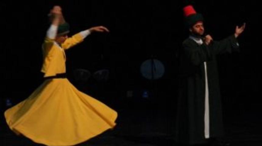 Bursa D&uuml;nyaya İlahiyat&ccedil;ı Yetiştiriyor