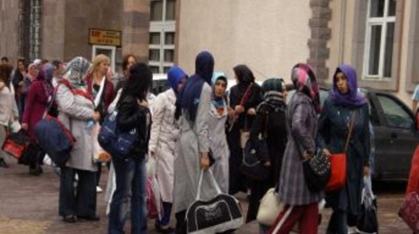 Mamak Belediyesi&rsquo;nden Annelere &Ccedil;anakkale Gezi Hediyesi